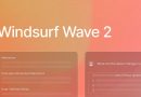 La última actualización de Cascade y Windsurf, conocida como Wave 2, introduce mejoras fundamentales que prometen revolucionar el flujo de trabajo con IA en 2025. Este lanzamiento, enfocado en potenciar el uso empresarial y optimizar la integración con entornos de desarrollo, trae herramientas innovadoras como búsquedas en Internet en tiempo real, memorias automáticas y mejoras en la ejecución de comandos. Búsqueda en la web y documentos Ahora, Cascade puede realizar búsquedas en Internet para obtener información actualizada o leer directamente contenido desde URLs específicas. Esto es especialmente útil para consultar documentación de APIs, blogs o repositorios públicos en GitHub. Los usuarios pueden usar comandos como @web para realizar búsquedas explícitas o @docs para acceder a páginas de ayuda populares. Además, las empresas con redes privadas pueden habilitar esta funcionalidad en su VPN corporativa. Memorias automáticas: Aprendizaje continuo Una de las actualizaciones más destacadas es la incorporación de Memorias automáticas, que permiten a Cascade aprender patrones de trabajo de los usuarios. Estas memorias se almacenan automáticamente, creando un banco de conocimiento que se puede consultar o editar. Además, este sistema complementa las memorias explícitas añadidas en la primera ola (Wave 1). Así, Cascade se adapta de manera más personalizada al estilo de cada usuario sin costo adicional en créditos de flujo. Mejoras en la ejecución y soporte para Dev Containers Cascade ahora ejecuta comandos utilizando el shell integrado del IDE, lo que garantiza una mayor compatibilidad, por ejemplo, con entornos virtuales como venv. Las mejoras incluyen: Soporte beta para Dev Containers en Windows. Nuevas funciones como "Adjuntar a contenedor en ejecución" y transmisión en tiempo real de la CLI. Mejor gestión de la configuración de usuarios remotos en devcontainer.json. Corrección de errores, como problemas de desbordamiento de búfer y sincronización de decoraciones de diferencias. Problemas y correcciones Cascade ahora se integra con la pestaña de problemas del IDE, permitiendo resolver errores directamente desde la herramienta, eliminando la necesidad de copiar y pegar contextos. Además, se han corregido diversos errores y mejorado el rendimiento general, incluyendo: Sincronización más precisa de decoraciones en el editor. Correcciones en la funcionalidad de búsqueda y uso de herramientas dentro de Cascade. Soluciones a fallos raros en la autenticación y comandos @mention. Hacia un futuro prometedor La actualización Wave 2 establece las bases para un sistema de flujo de trabajo con IA más potente, escalable y adaptable, ideal para grandes entornos empresariales. Esto incluye funcionalidades avanzadas como SSO, analíticas profundas, soporte técnico y registros de auditoría, diseñadas para satisfacer las necesidades complejas de las organizaciones. Preguntas y Respuestas ¿Qué es la funcionalidad de búsqueda web en Cascade? Permite realizar búsquedas en tiempo real en Internet o leer contenido desde URLs específicas para obtener información actualizada directamente en tu flujo de trabajo. ¿Cómo funcionan las memorias automáticas? Cascade identifica patrones en tu trabajo y guarda estos aprendizajes en una base de datos personalizada que puedes consultar y editar, adaptándose cada vez más a tus necesidades. ¿Qué mejoras incluye el soporte para Dev Containers? Soporte en Windows (beta), transmisión en tiempo real de CLI, gestión avanzada de usuarios remotos y mayor estabilidad en entornos de desarrollo en contenedores. ¿Cuáles son los beneficios para empresas con esta actualización? Incluye acceso a SSO, analíticas profundas, soporte técnico personalizado y herramientas para entornos híbridos y SaaS empresariales.